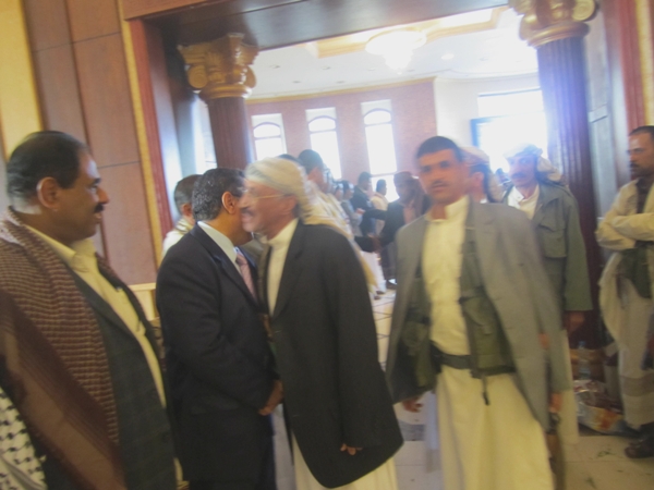 وفاق يمني ... اللواء غالب القمش يقدم التهاني